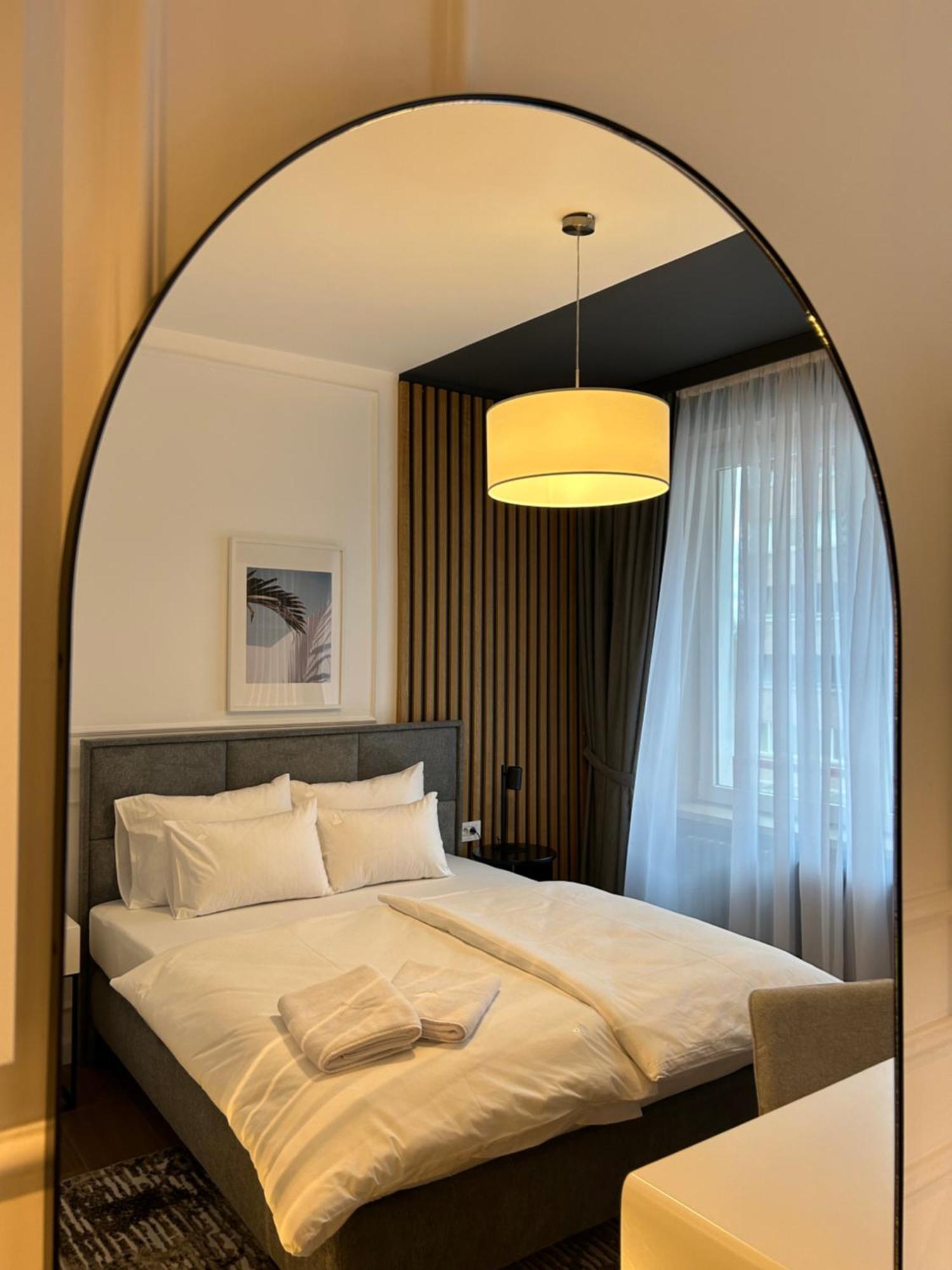 Red Riding Hood Apartment Белград Екстериор снимка